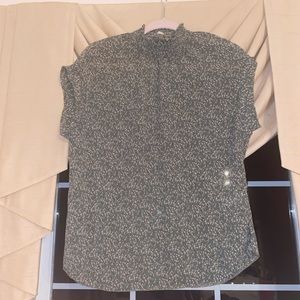 Monteau Womens Green Blouse Floral
Mock Neck Sleeveless Size XL